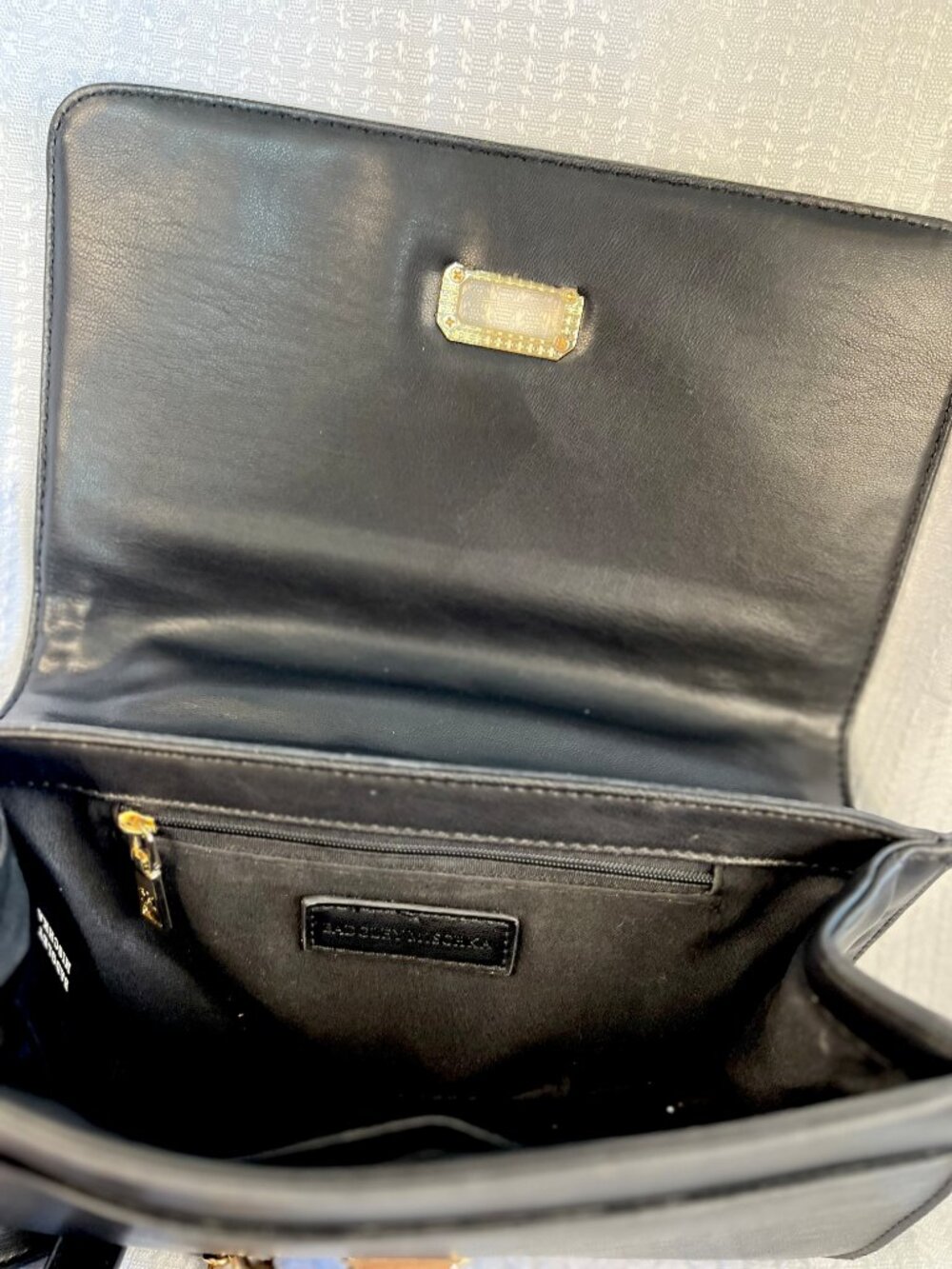 Badgley Mischka Black Quilted Studded Crossbody Bag Gold Chain Strap - Picture 3 of 5